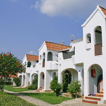Son Bou Apartments Exterior photo